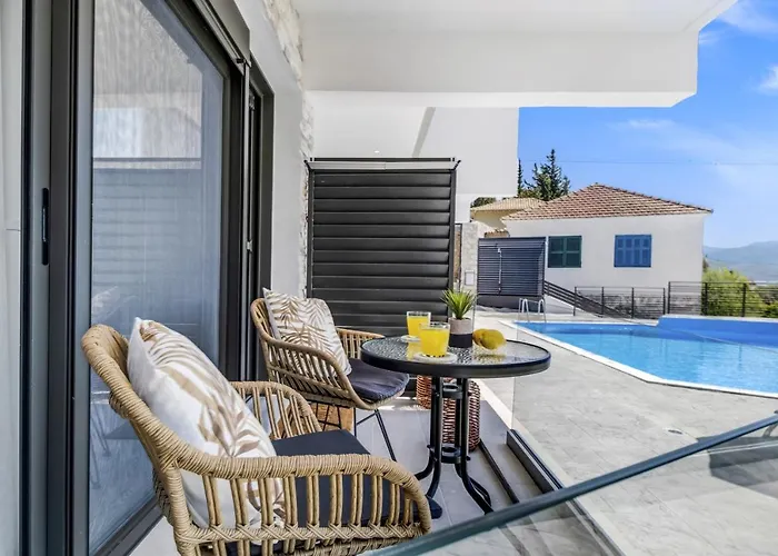 Apartament Oceanida Thalia Lyxury Nikiana